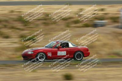 media/Jun-01-2025-CalClub SCCA (Sun) [[eae223c5dd]]/Group 1/Track Event 6/